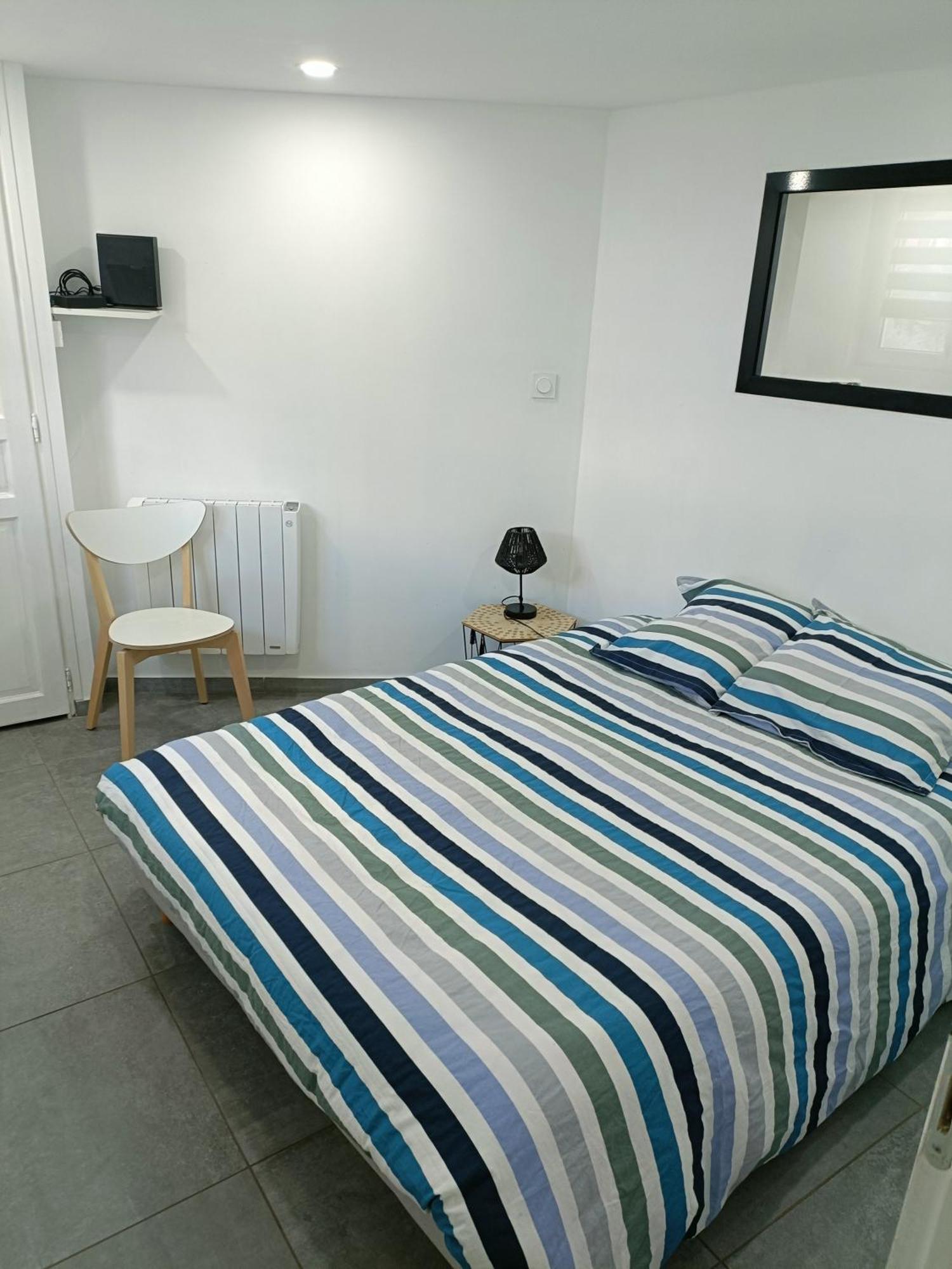 Appartement Dans Maison Atypique Montrond-les-Bains Extérieur photo